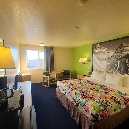 Horizon Hotel Vernal Zewnętrze zdjęcie